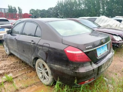 17年吉利帝豪小型车