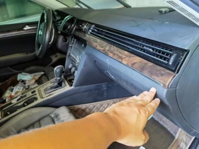 20年大众迈腾中型车