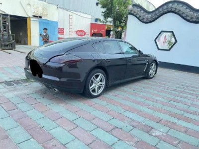 13年保时捷保时捷Panamera跑车