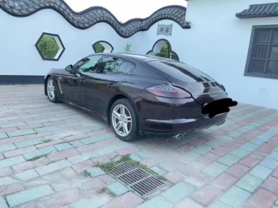 13年保时捷保时捷Panamera跑车