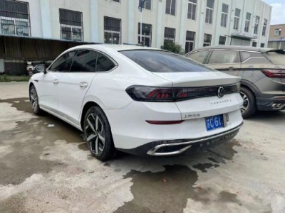22年大众凌渡小型车
