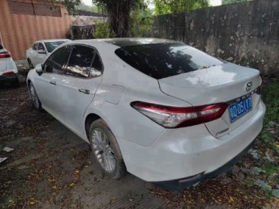20年丰田凯美瑞小型车