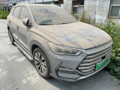 22年比亚迪宋SUV