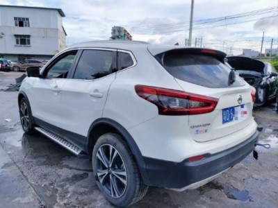 20年日产逍客SUV