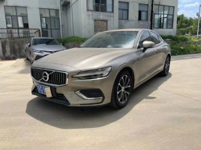 22年沃尔沃沃尔沃S60中型车