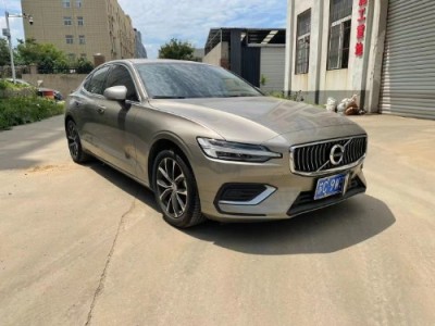 22年沃尔沃沃尔沃S60中型车