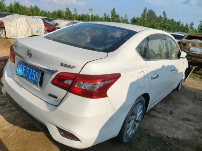 19年日产轩逸小型车