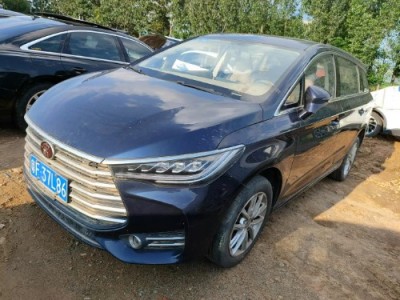 19年比亚迪宋MAXSUV