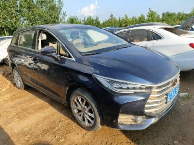 19年比亚迪宋MAXSUV