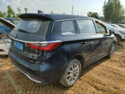 19年比亚迪宋MAXSUV