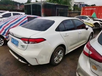 20年丰田雷凌中型车