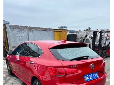 15年菲亚特致悦小型车