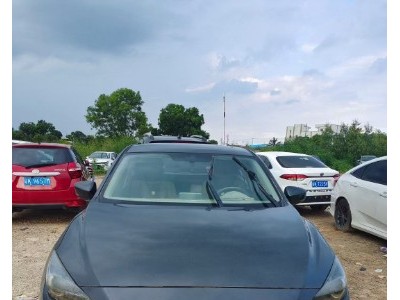 17年马自达马自达3 昂克赛拉小型车