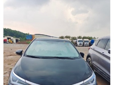 18年丰田卡罗拉小型车