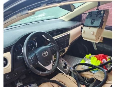 18年丰田卡罗拉小型车