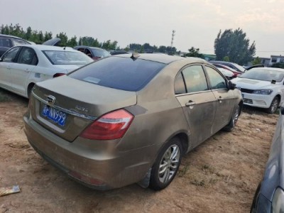 14年吉利帝豪小型车