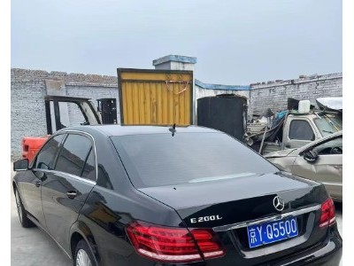 16年奔驰奔驰E级中型车