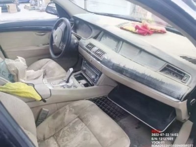 11年宝马宝马5系中型车