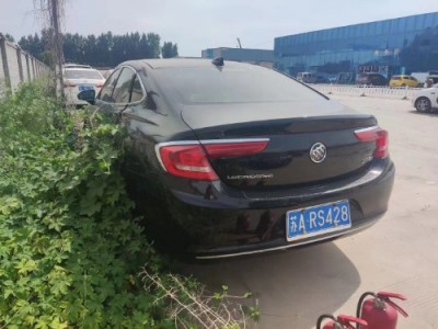 19年别克君越中型车