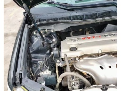 12年丰田凯美瑞小型车