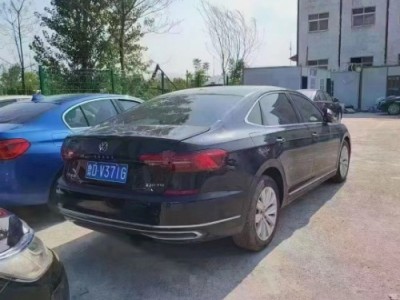 20年大众帕萨特小型车