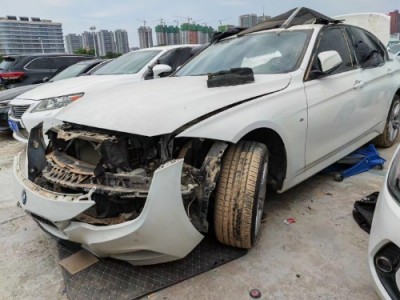 18年宝马宝马3系小型车