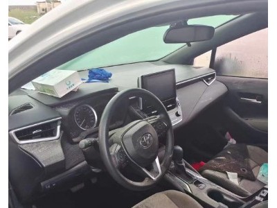20年丰田雷凌小型车