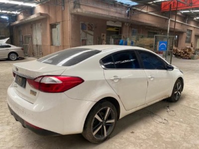 18年起亚起亚K3小型车