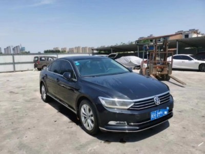 20年大众迈腾中型车