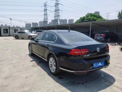 20年大众迈腾中型车