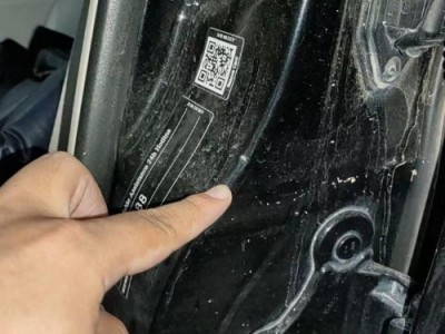 13年奔驰奔驰E级小型车