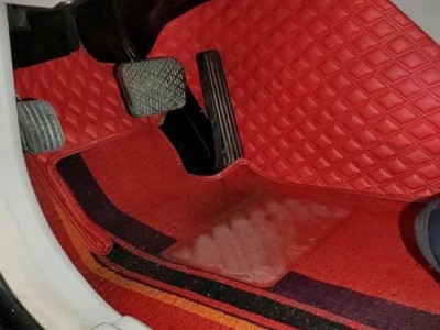 13年奔驰奔驰E级小型车