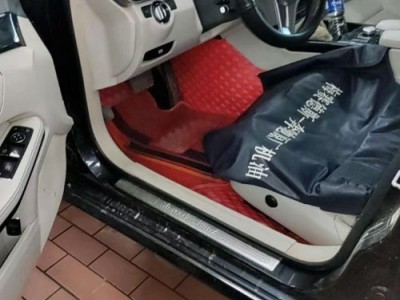 13年奔驰奔驰E级小型车