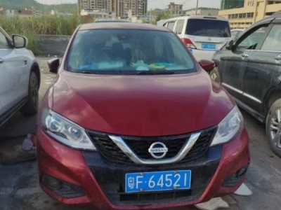 19年日产骐达小型车