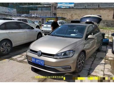 18年大众高尔夫中型车
