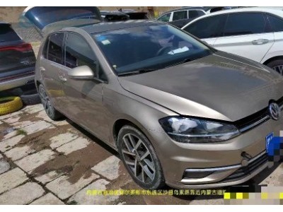 18年大众高尔夫中型车