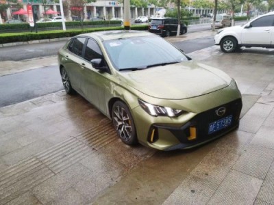 22年广汽传祺影豹中型车