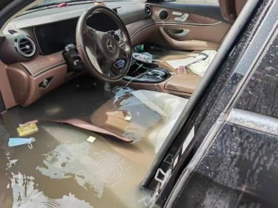 17年奔驰奔驰E级中型车