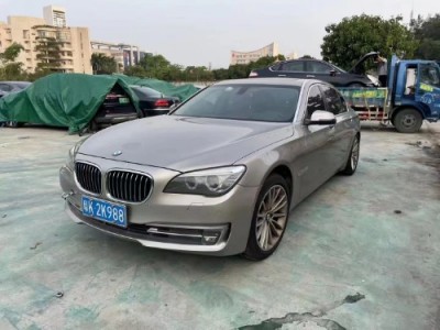 14年宝马宝马7系小型车