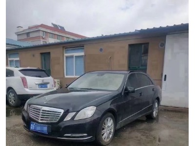 12年奔驰奔驰E级小型车