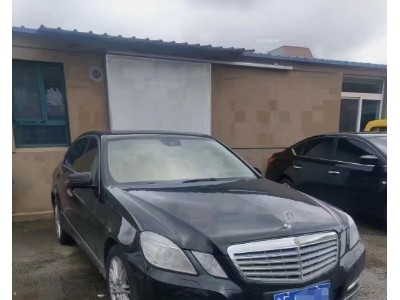 12年奔驰奔驰E级小型车