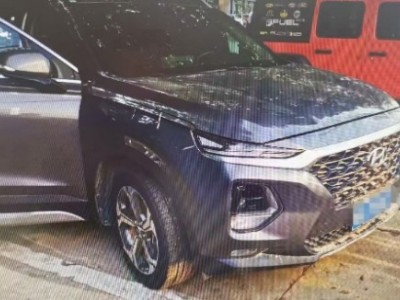19年现代胜达SUV