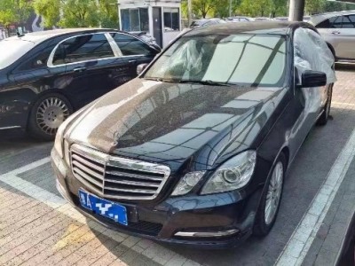 12年奔驰奔驰E级小型车