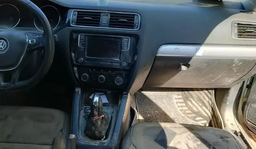 静态水淹车