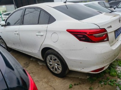 22年丰田威驰小型车