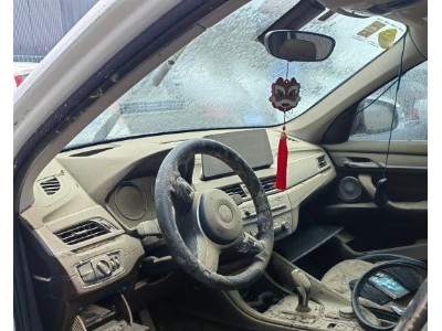 22年宝马宝马X1SUV