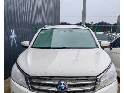 16年启辰启辰T70中型车