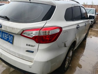 16年启辰启辰T70中型车
