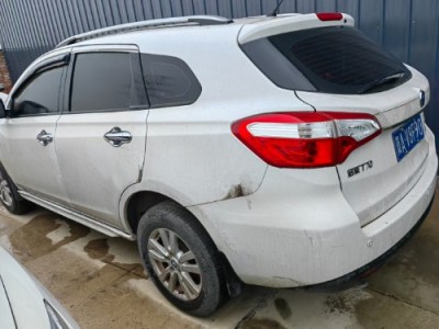16年启辰启辰T70中型车