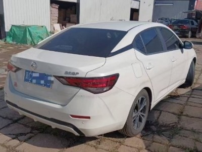 21年日产轩逸中型车